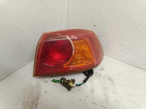 FEU ARRIERE DROIT MITSUBISHI LANCER 2008-2016 - Vue 1